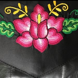 BRAND NEW Beautiful Soft Leather Clutch